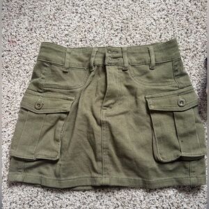 Army green jean skirt! Woman’s size M